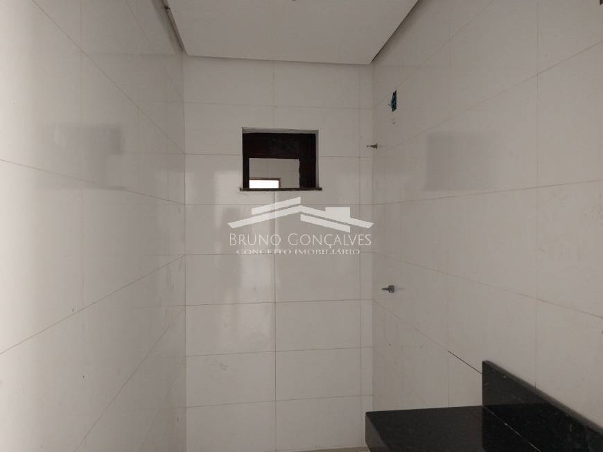 Apartamento à venda com 2 quartos, 65m² - Foto 3