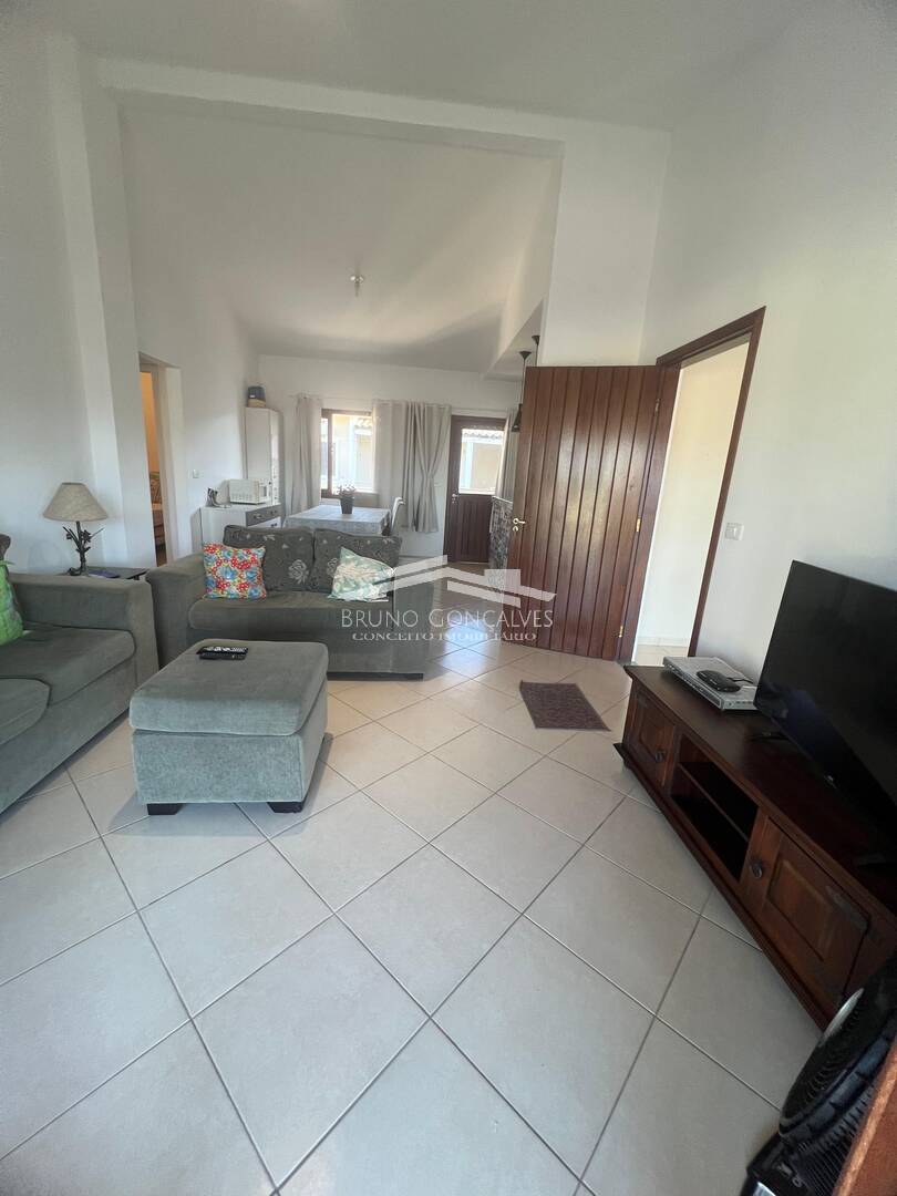 Apartamento à venda com 2 quartos, 87m² - Foto 1