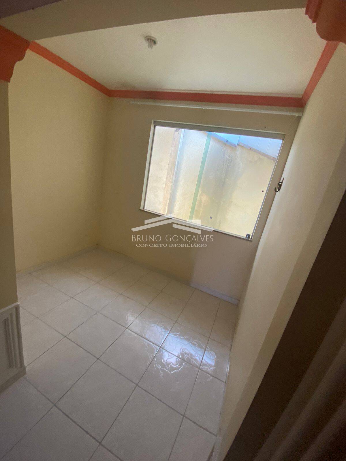 Casa à venda com 6 quartos, 260m² - Foto 5