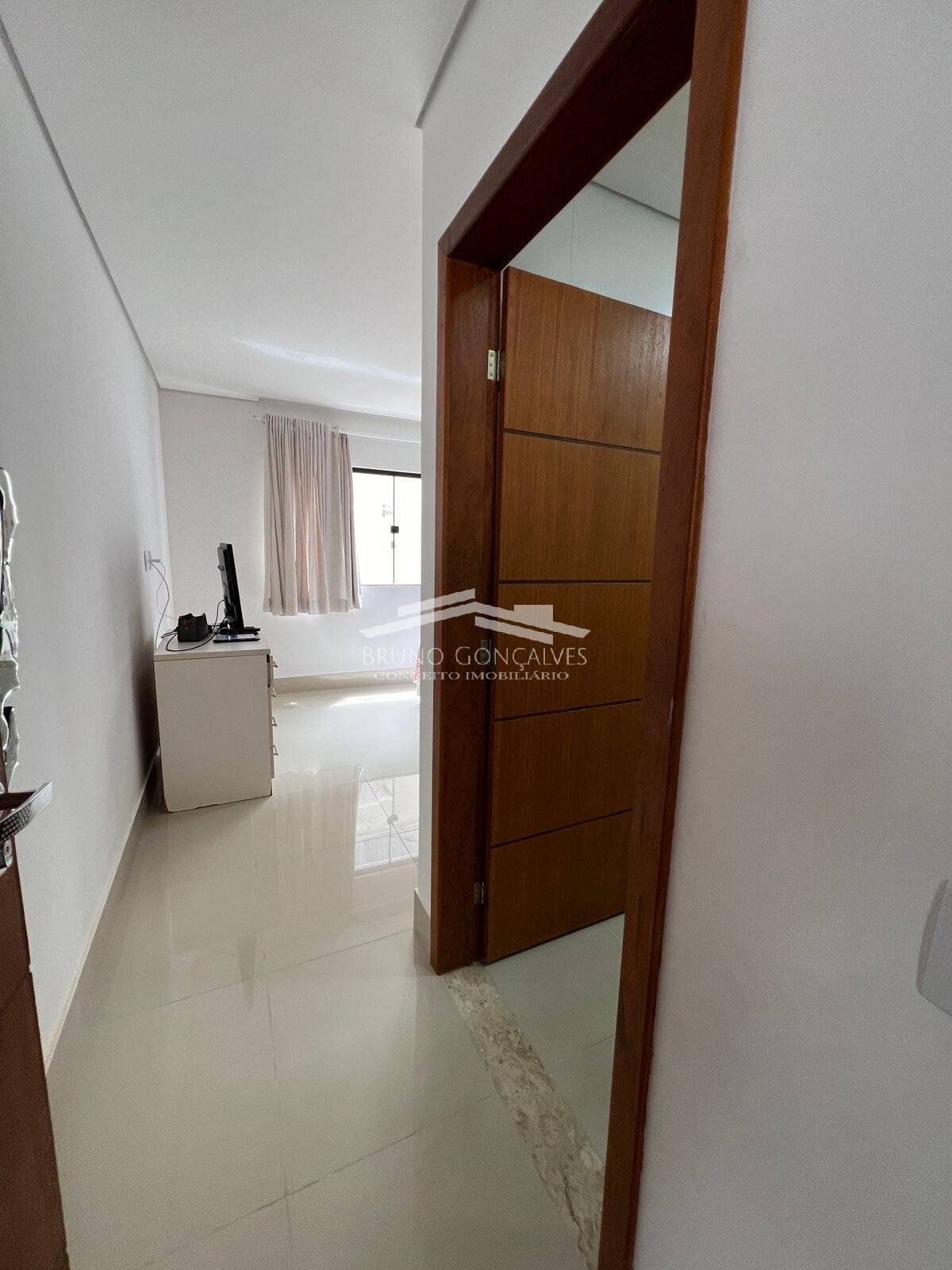 Apartamento à venda com 2 quartos, 70m² - Foto 10