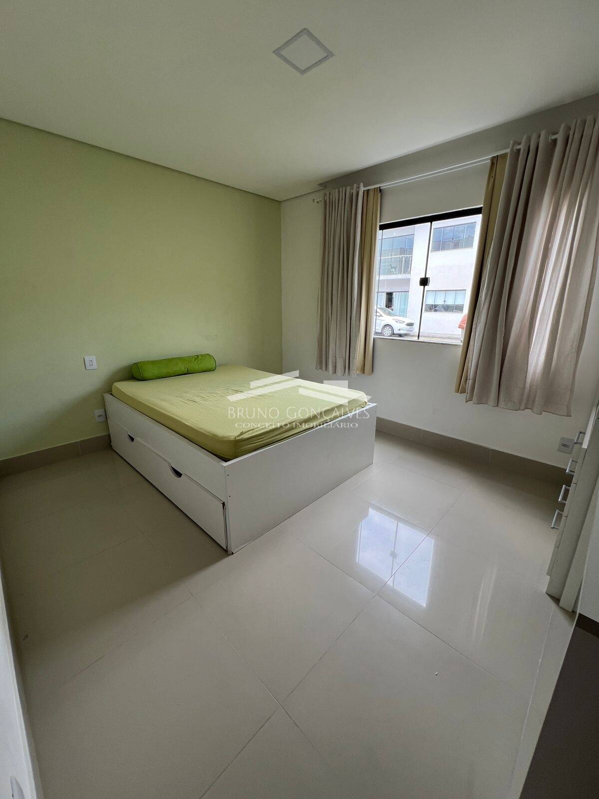 Apartamento à venda com 2 quartos, 70m² - Foto 15