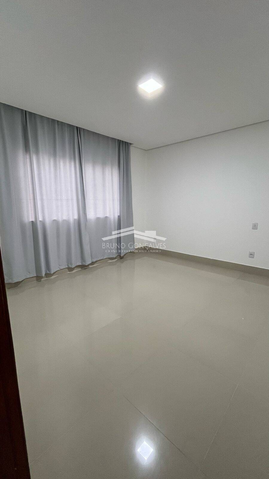 Apartamento à venda com 3 quartos, 104m² - Foto 13