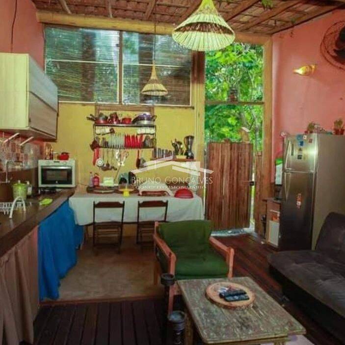 Casa à venda com 3 quartos, 68m² - Foto 4