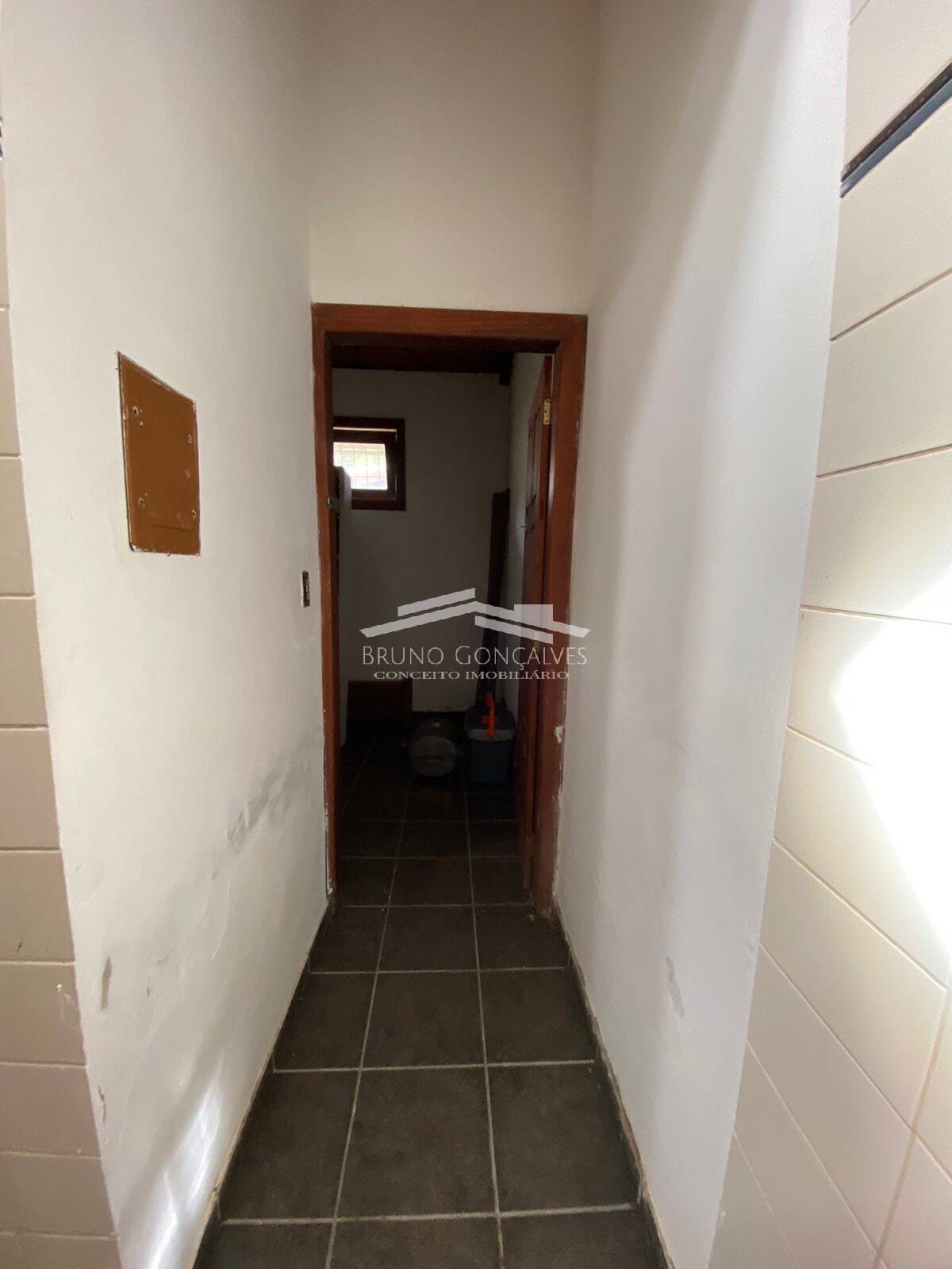 Casa à venda com 3 quartos, 200m² - Foto 19