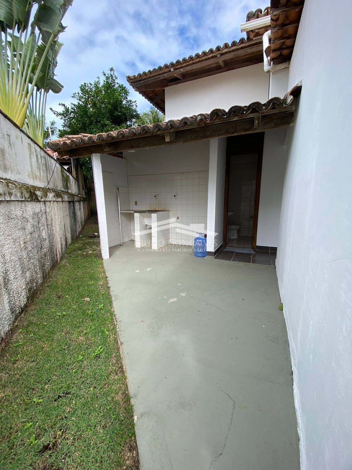 Casa à venda com 3 quartos, 200m² - Foto 35