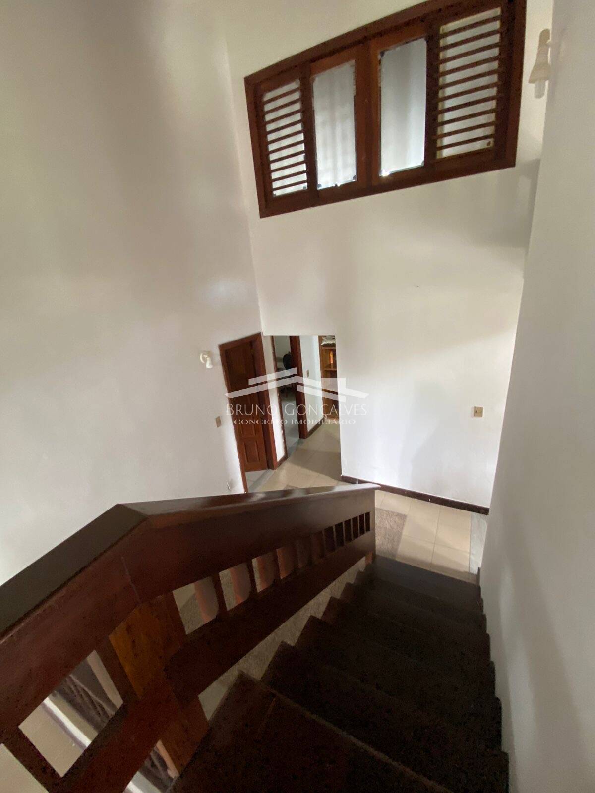 Casa à venda com 3 quartos, 200m² - Foto 43