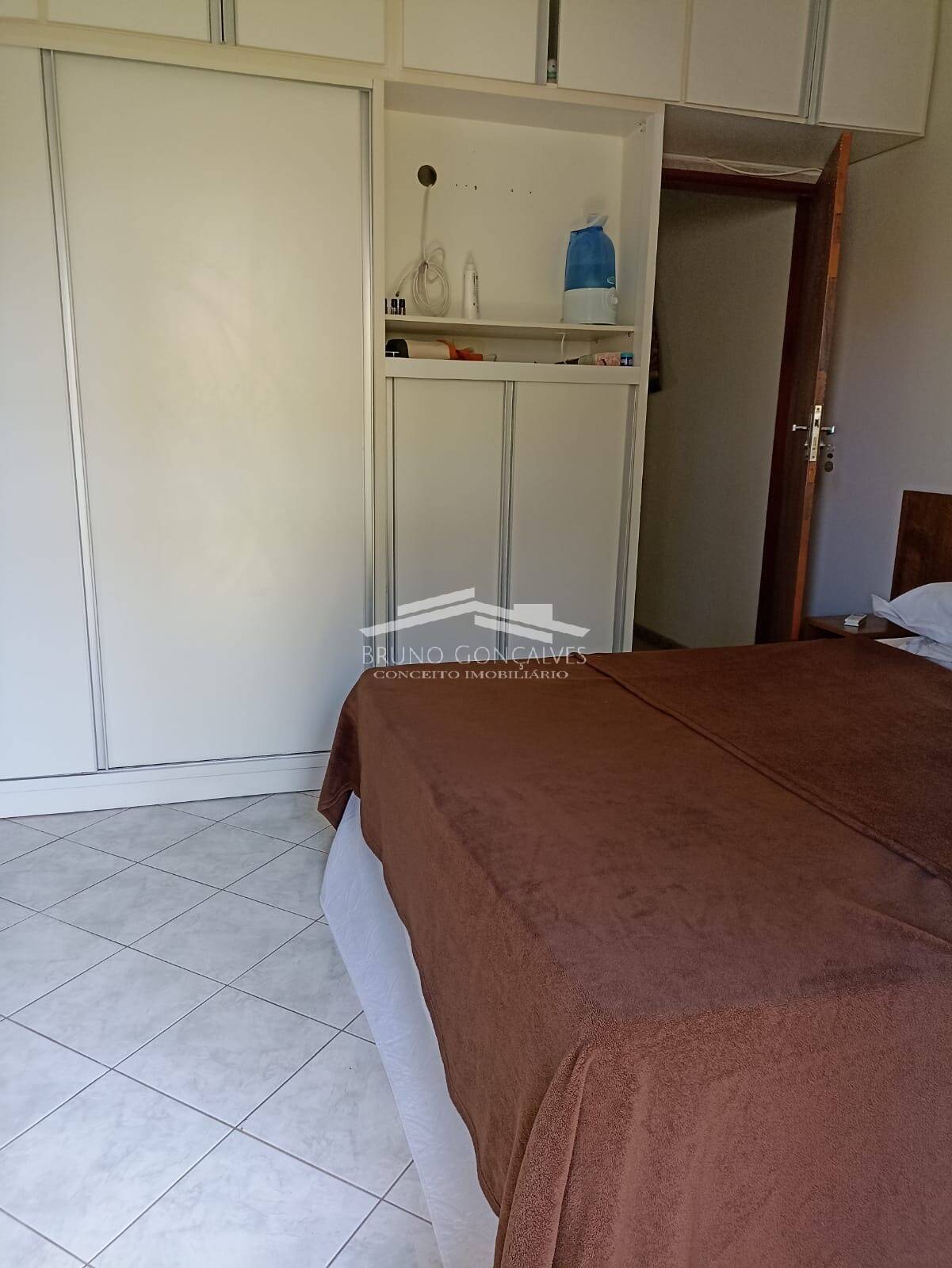 Casa à venda com 3 quartos, 100m² - Foto 7