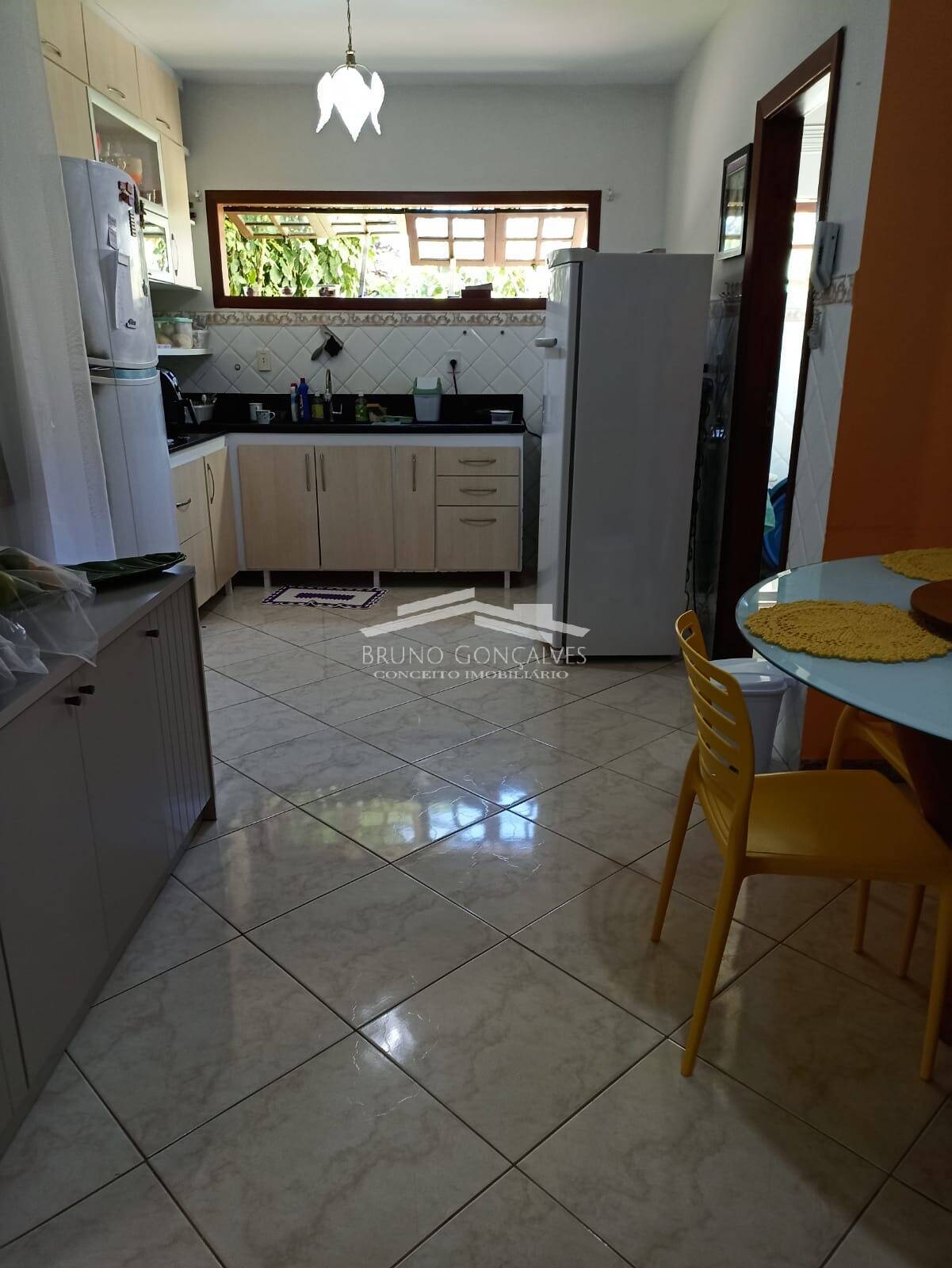 Casa à venda com 3 quartos, 100m² - Foto 6