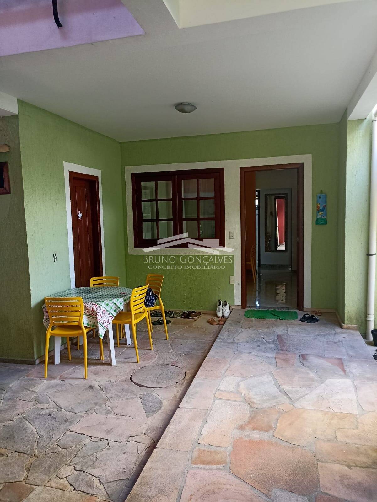 Casa à venda com 3 quartos, 100m² - Foto 9