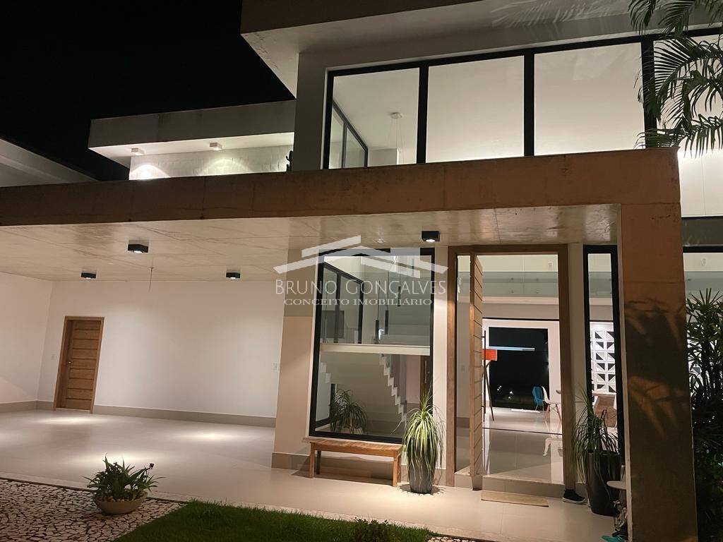 Casa à venda com 4 quartos, 400m² - Foto 1