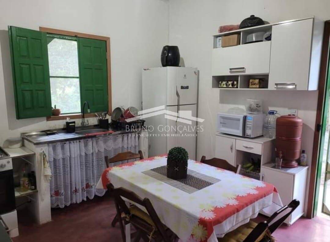 Casa à venda com 3 quartos, 500m² - Foto 3