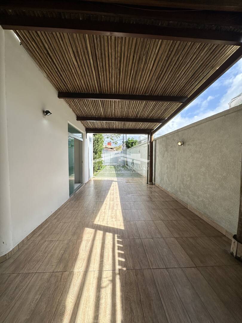 Casa à venda com 4 quartos, 320m² - Foto 19