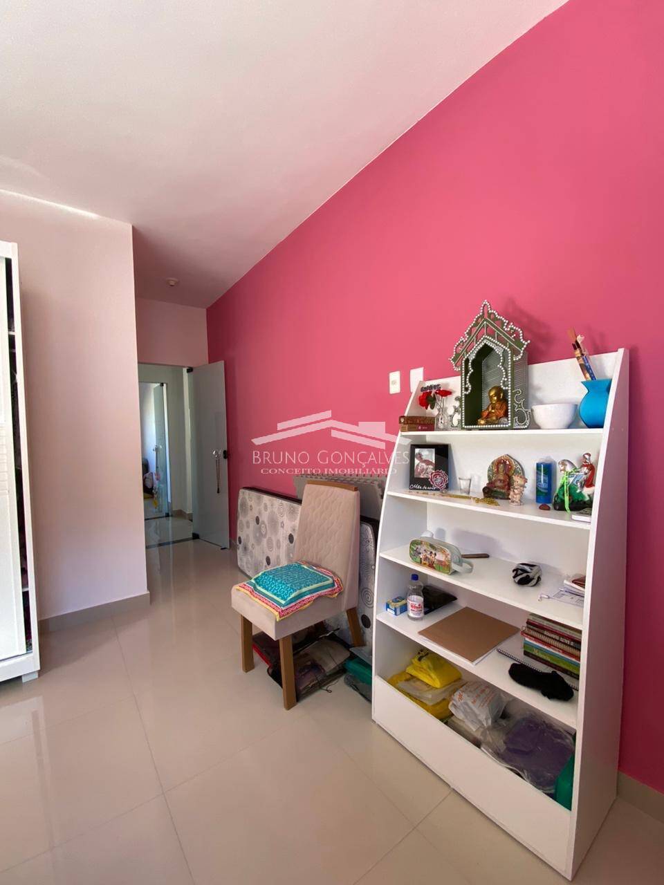 Apartamento à venda com 2 quartos, 62m² - Foto 4