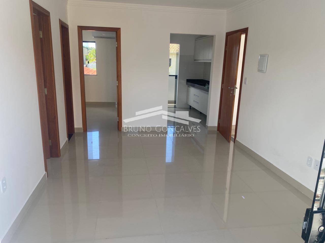 Apartamento à venda com 2 quartos, 70m² - Foto 2