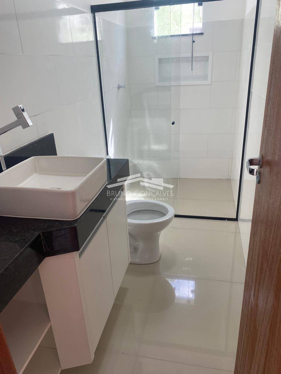 Apartamento à venda com 2 quartos, 70m² - Foto 4