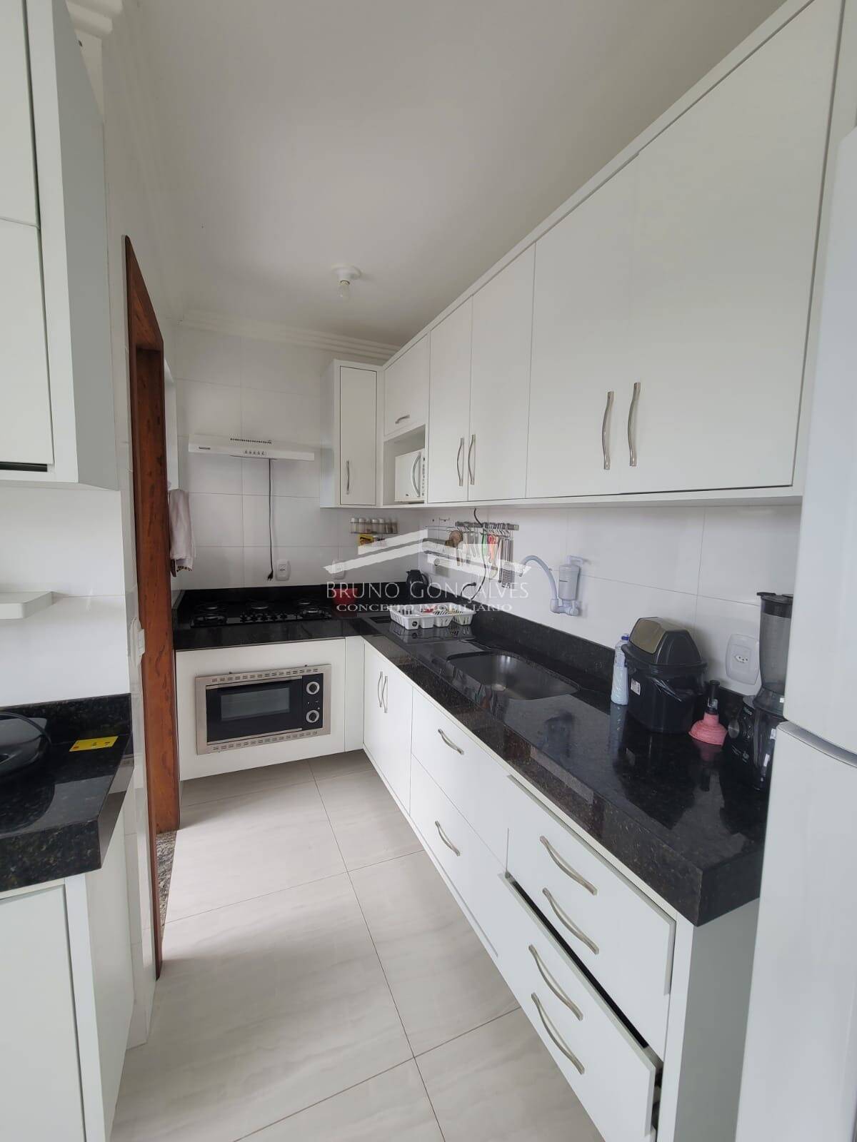 Apartamento à venda com 3 quartos, 107m² - Foto 17