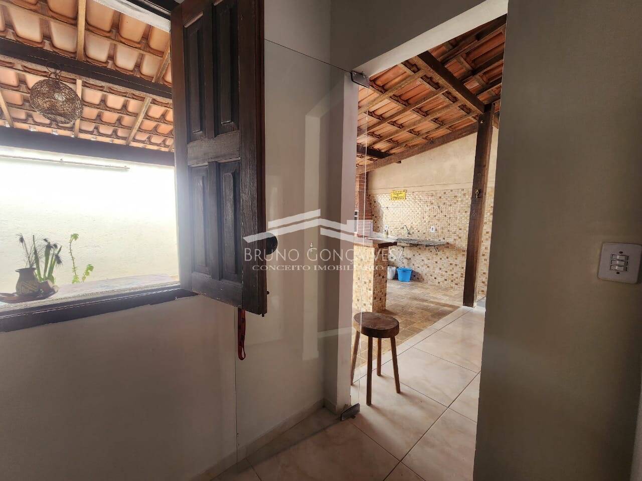 Casa à venda com 2 quartos, 220m² - Foto 20