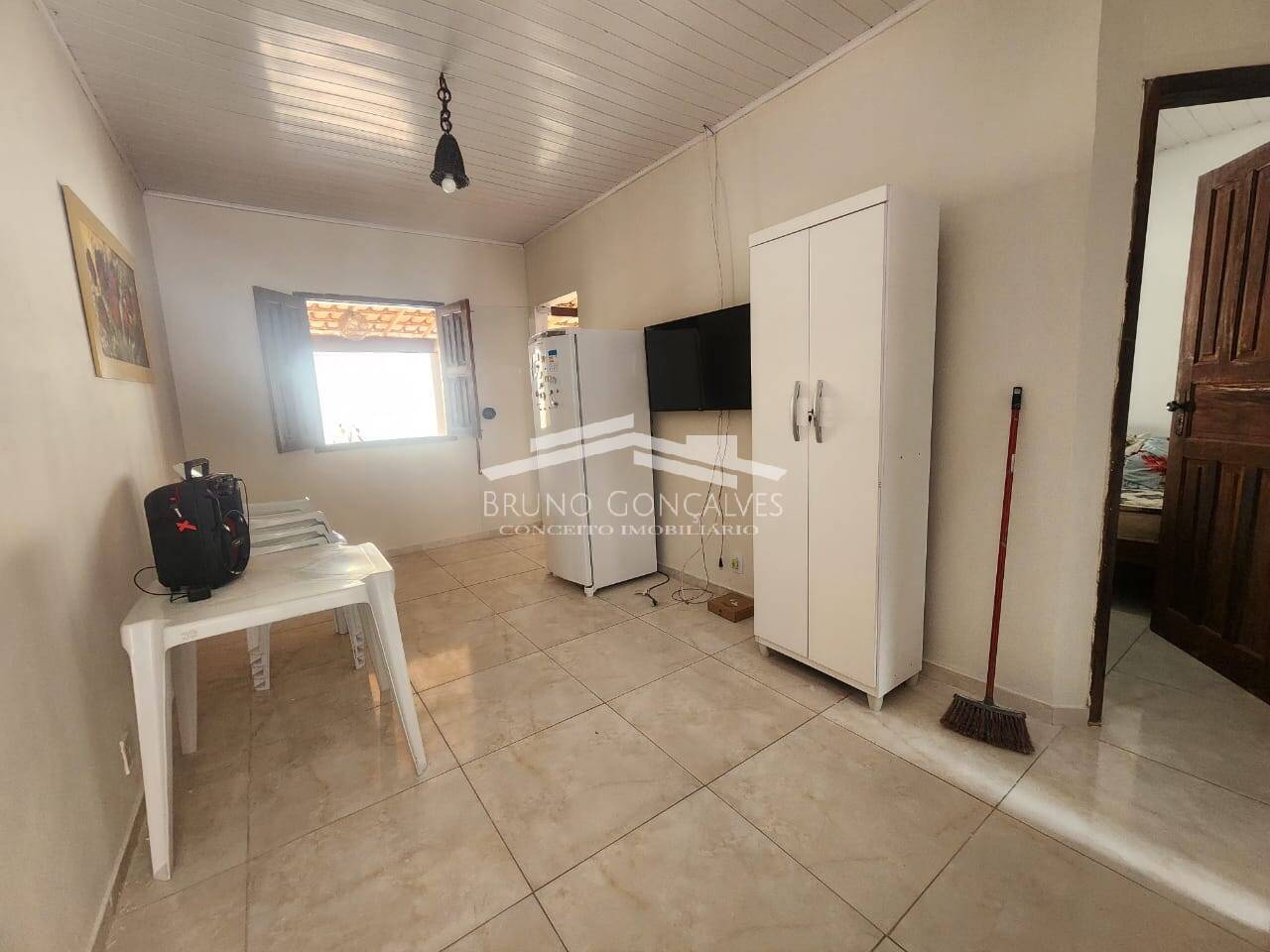 Casa à venda com 2 quartos, 220m² - Foto 25