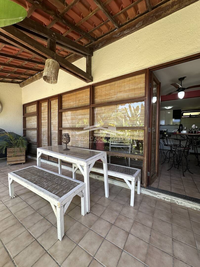 Casa à venda com 2 quartos, 93m² - Foto 2