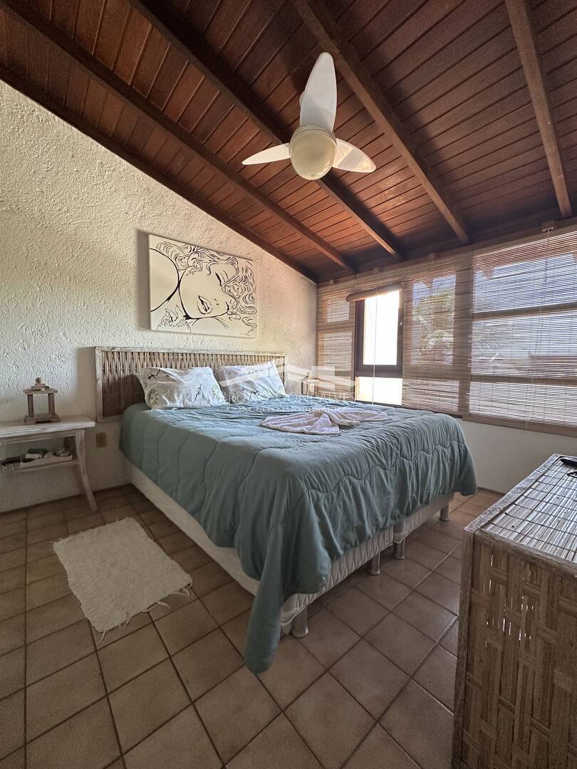 Casa à venda com 2 quartos, 93m² - Foto 12